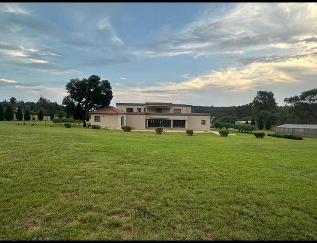 FARM FOR SALE IN GOLF VIEW